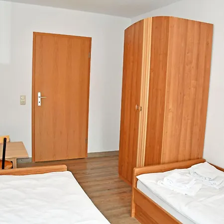 Appartementhaus Mit Balkon Im Ostseebad Hm-10-18