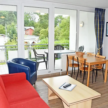 Appartementhaus Mit Balkon Im Ostseebad Hm-10-18 Habitación en casa particular Goehren (Ruegen)