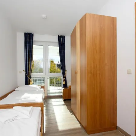 Appartementhaus Mit Balkon Im Ostseebad Hm-10-18 * Goehren (Ruegen)