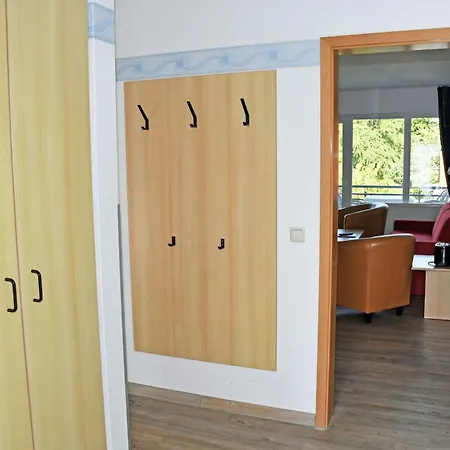 Appartementhaus Mit Balkon Im Ostseebad Hm-10-18 Goehren (Ruegen)