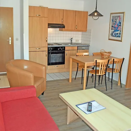 Appartementhaus Mit Balkon Im Ostseebad Hm-10-18