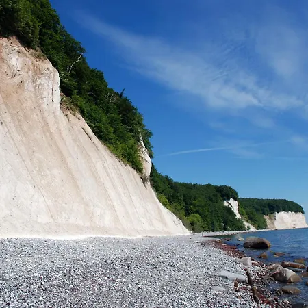 Appartementhaus Mit Balkon Im Ostseebad Hm-10-18