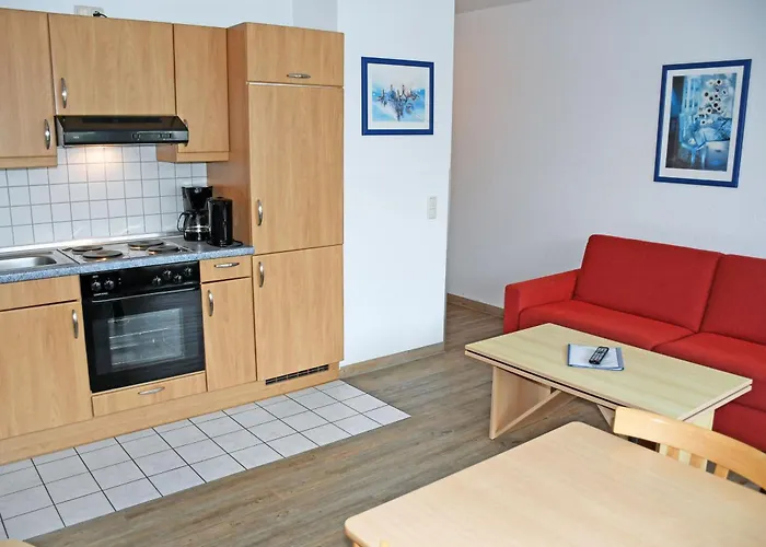 Appartementhaus Mit Balkon Im Ostseebad Hm-10-18 * Goehren (Ruegen)