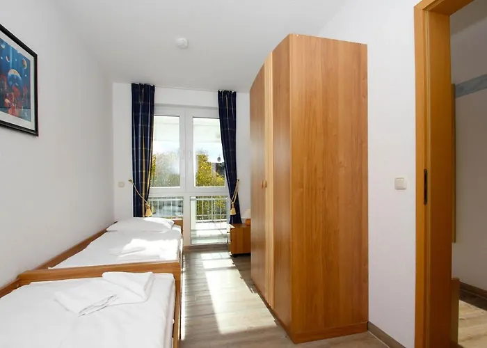 Appartementhaus Mit Balkon Im Ostseebad Hm-10-18 * Goehren (Ruegen)