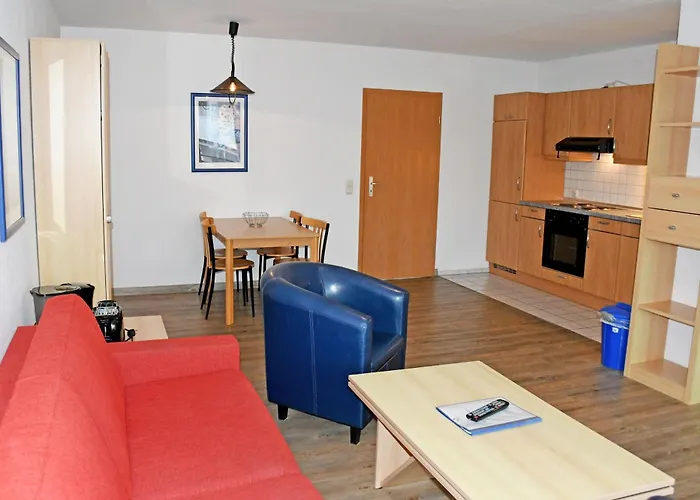 Appartementhaus Mit Balkon Im Ostseebad Hm-10-18