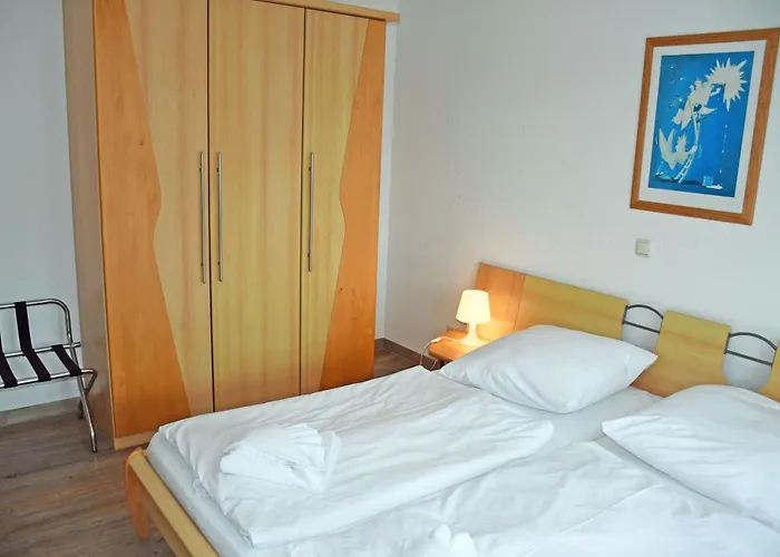 Appartementhaus Mit Balkon Im Ostseebad Hm-10-18 * Goehren (Ruegen)