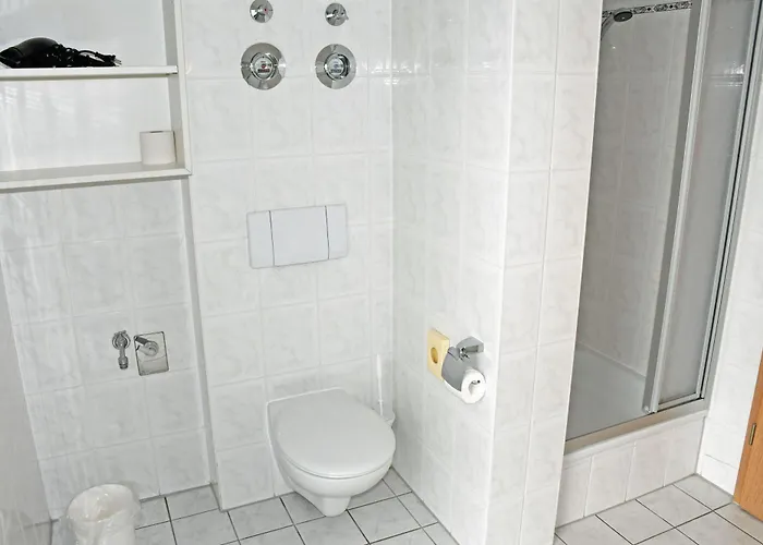 Appartementhaus Mit Balkon Im Ostseebad Hm-10-18 Séjour chez l'habitant *