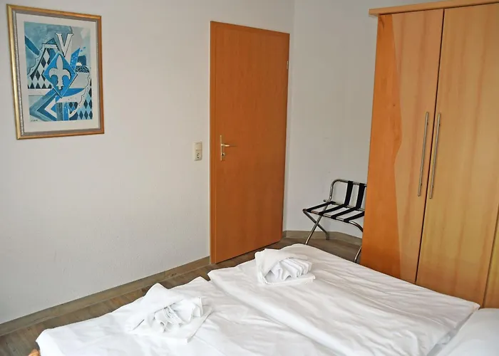 Appartementhaus Mit Balkon Im Ostseebad Hm-10-18 Goehren (Ruegen)